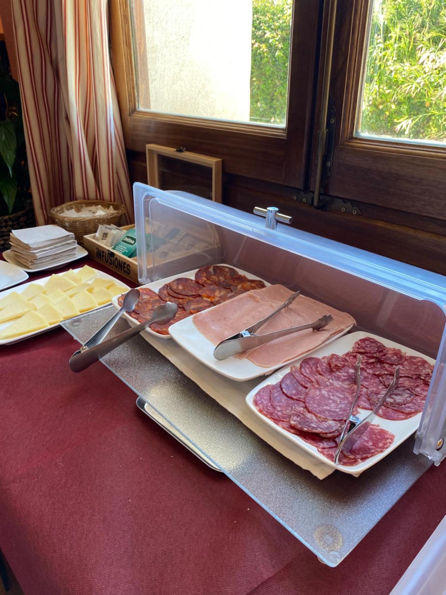 Hotel Rural Carlos I Garganta la Olla Eksteriør bilde